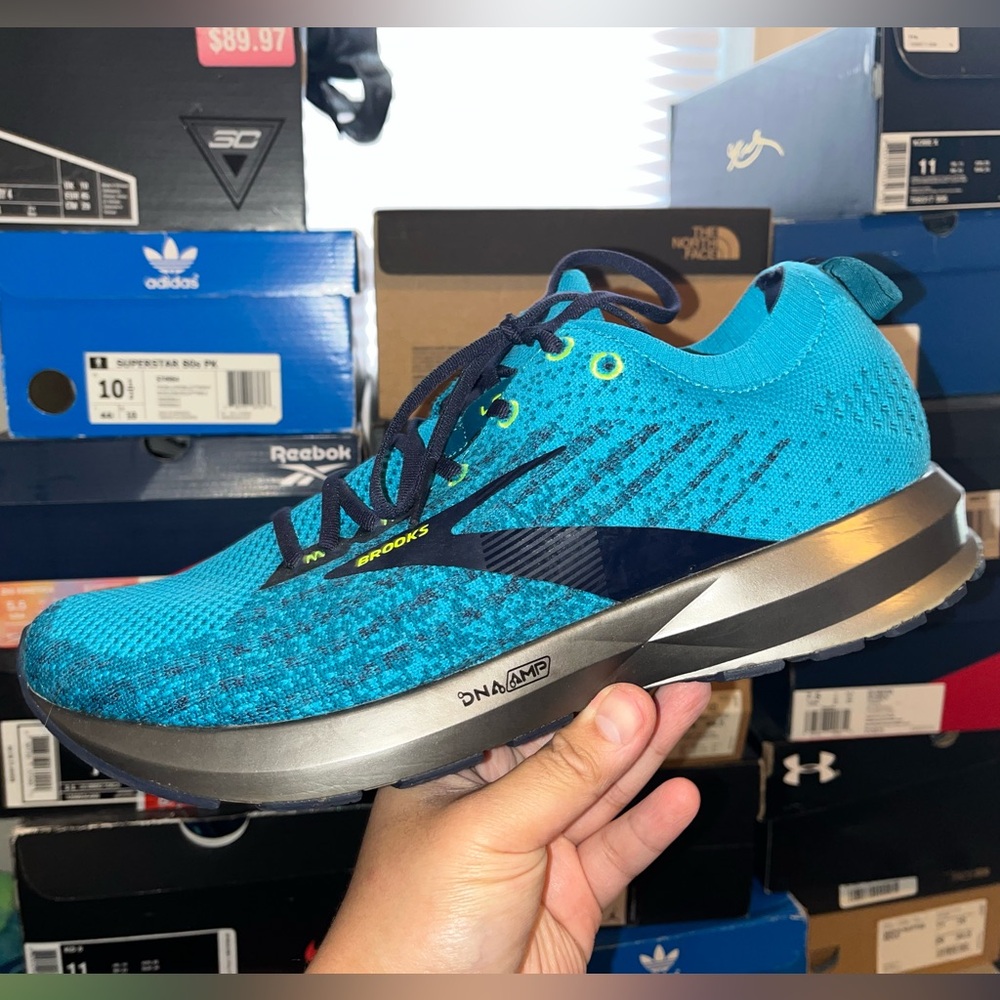 Brooks Levitate 3 - Size 11